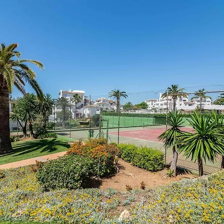 Lovely In Great Location Apartman *