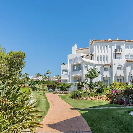 Apartman Lovely In Great Location