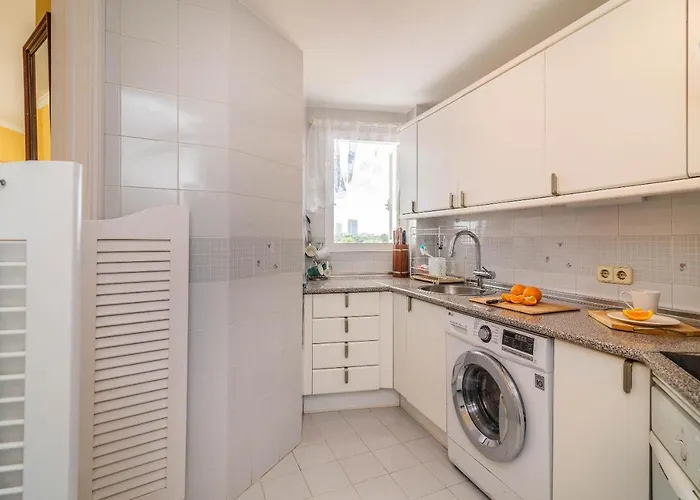 Lovely In Great Location